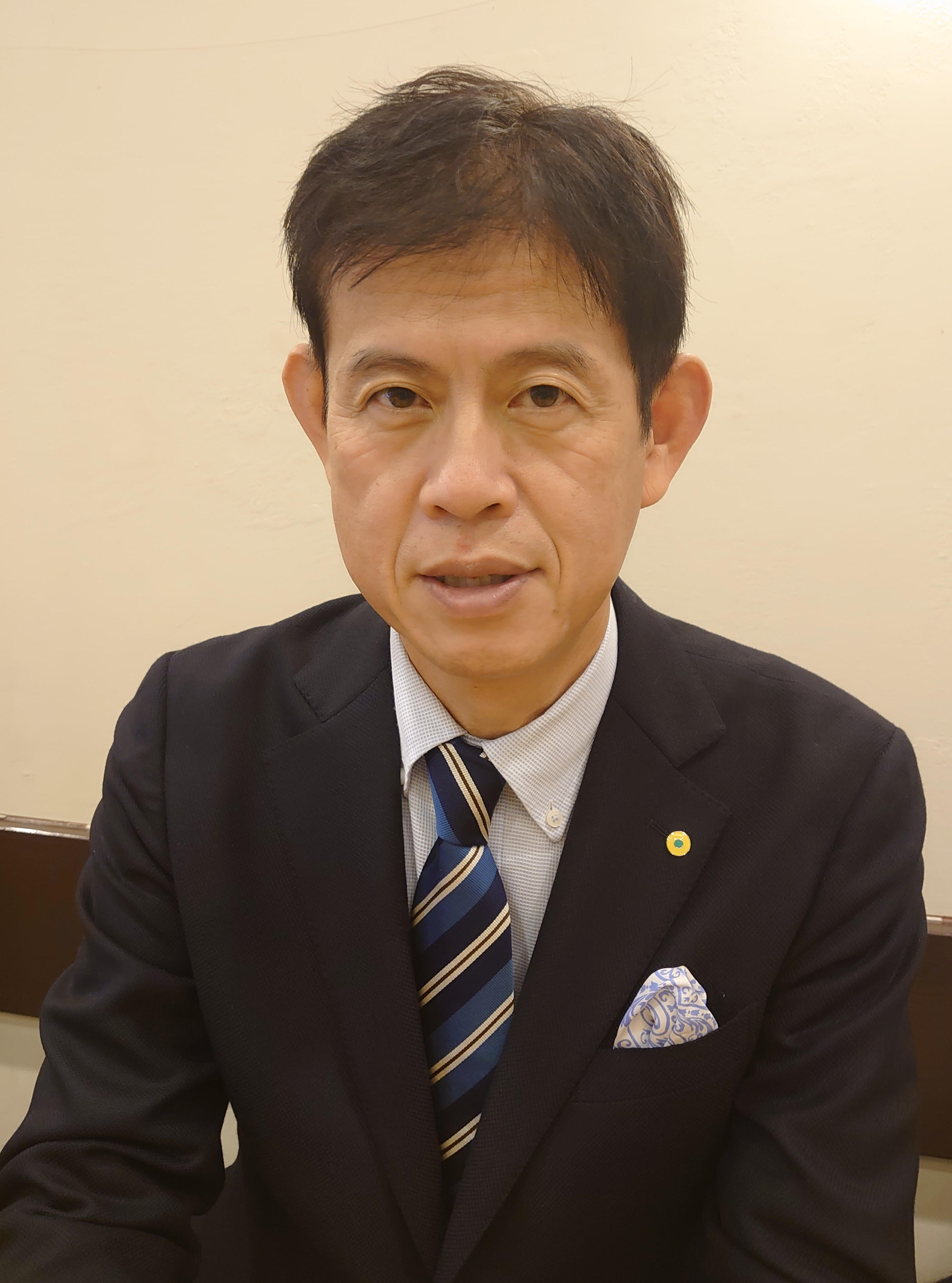 鈴木　健寛氏